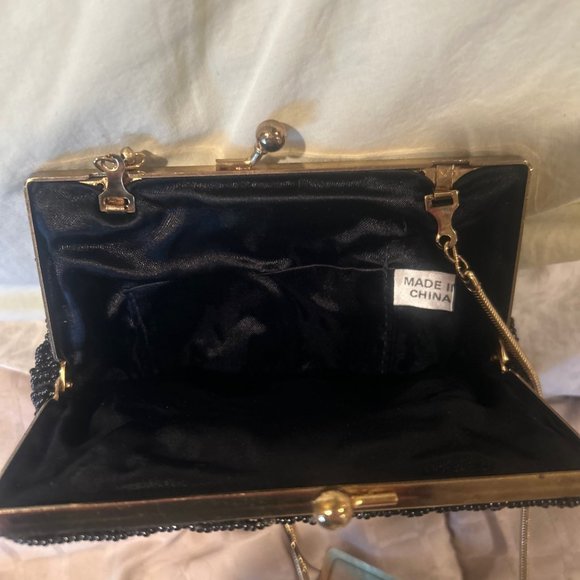 ❌❌SOLD❌❌MAGID Black Beaded Elegant Evening Bag Purse with gold chain - Picture 4 of 4